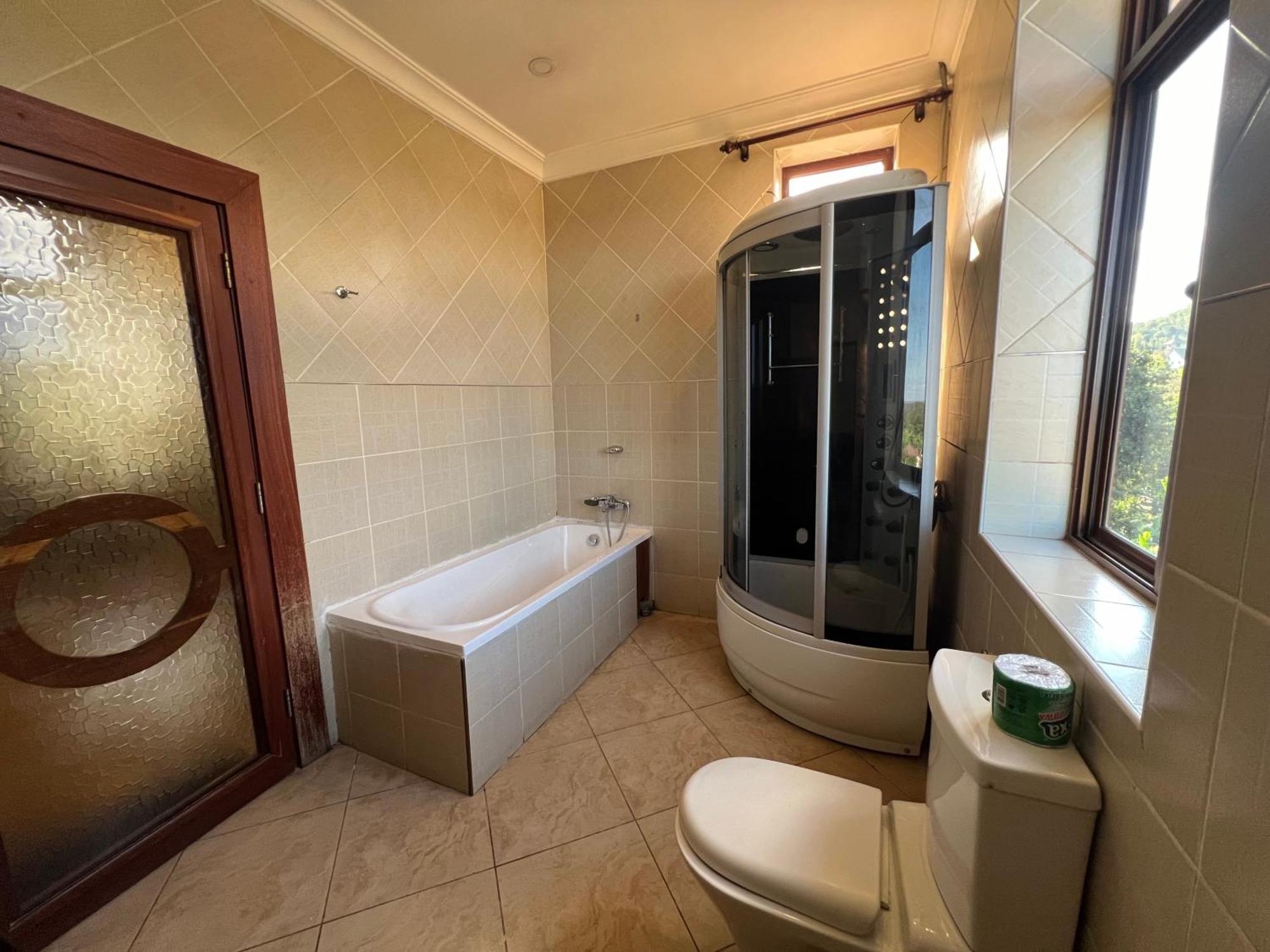 Nejobugg Palace Hotel Nkoanrua 외부 사진