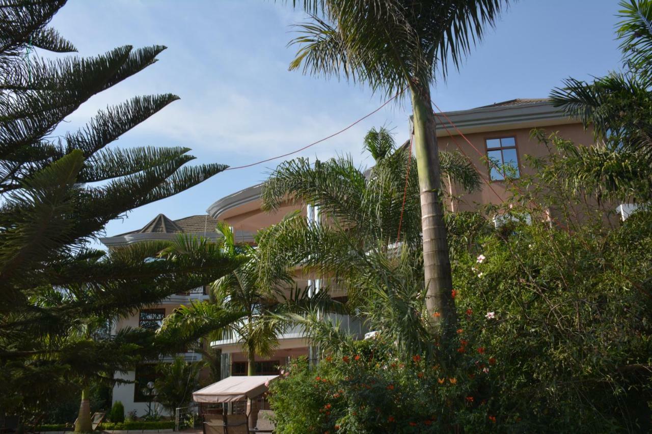 Nejobugg Palace Hotel Nkoanrua 외부 사진