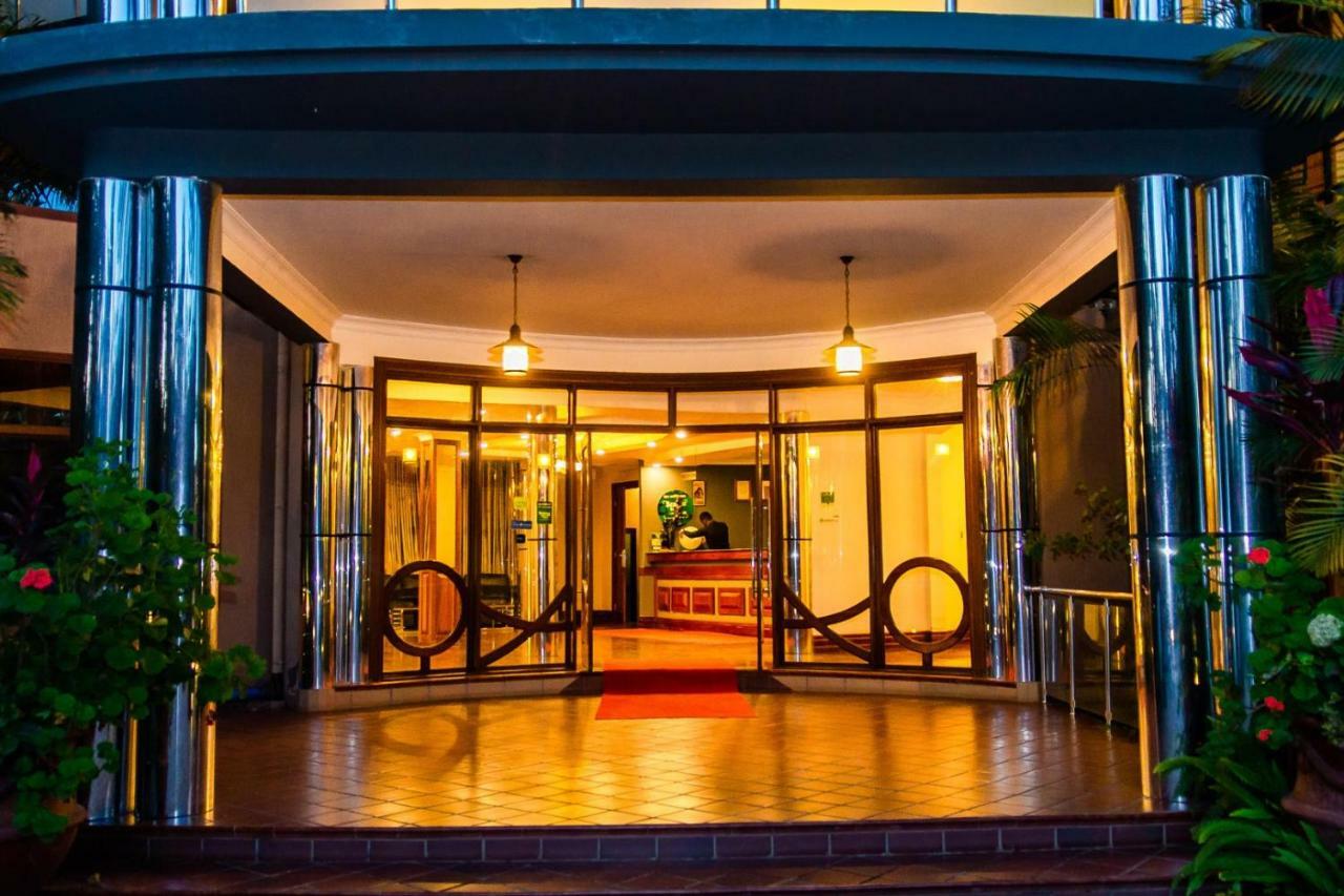 Nejobugg Palace Hotel Nkoanrua 외부 사진
