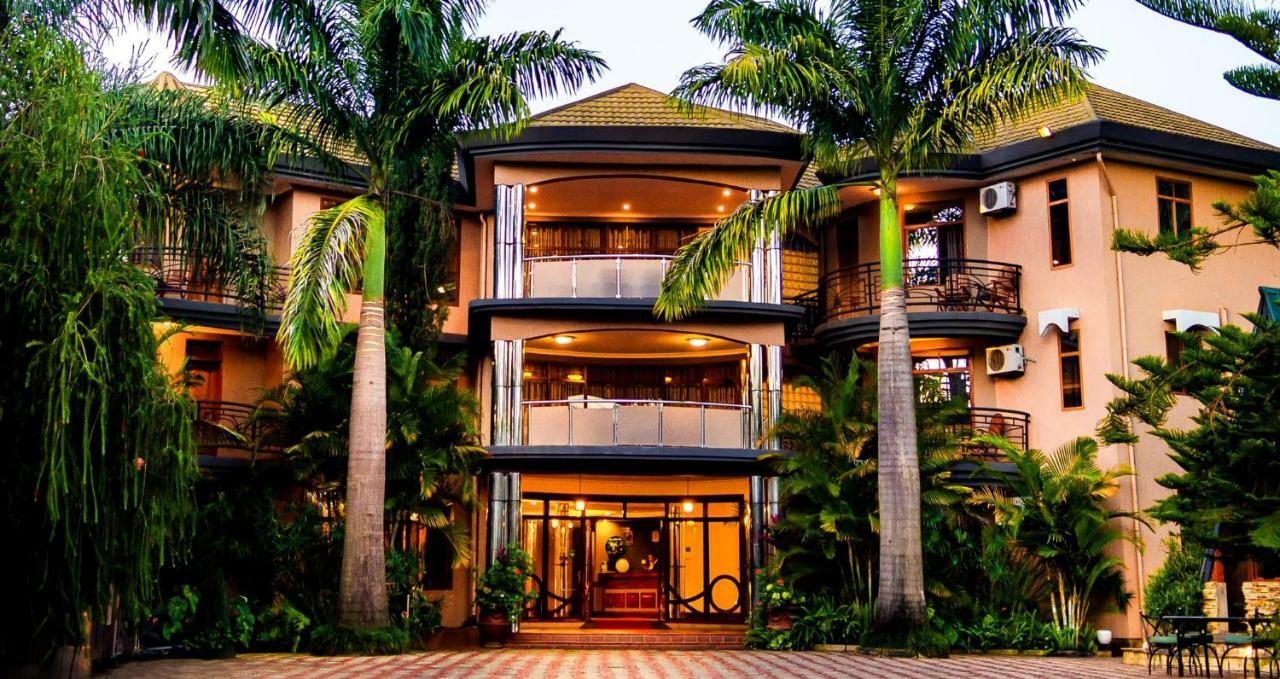 Nejobugg Palace Hotel Nkoanrua 외부 사진