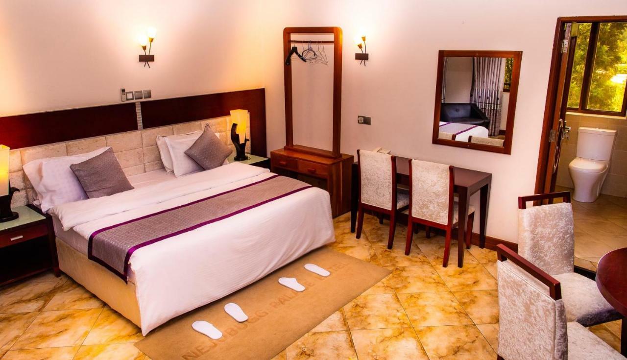 Nejobugg Palace Hotel Nkoanrua 외부 사진